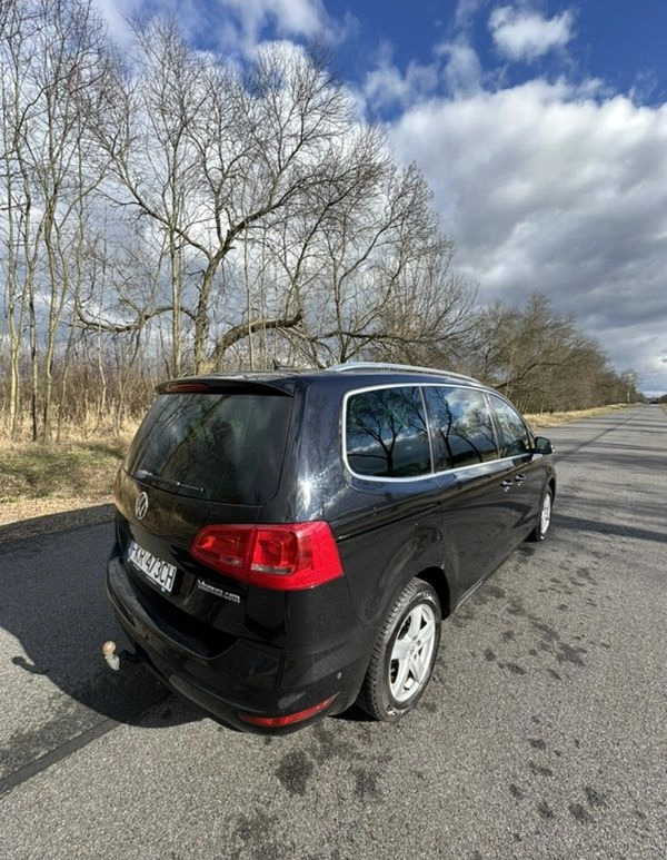 Volkswagen Sharan cena 46999 przebieg: 300936, rok produkcji 2013 z Chojnice małe 277